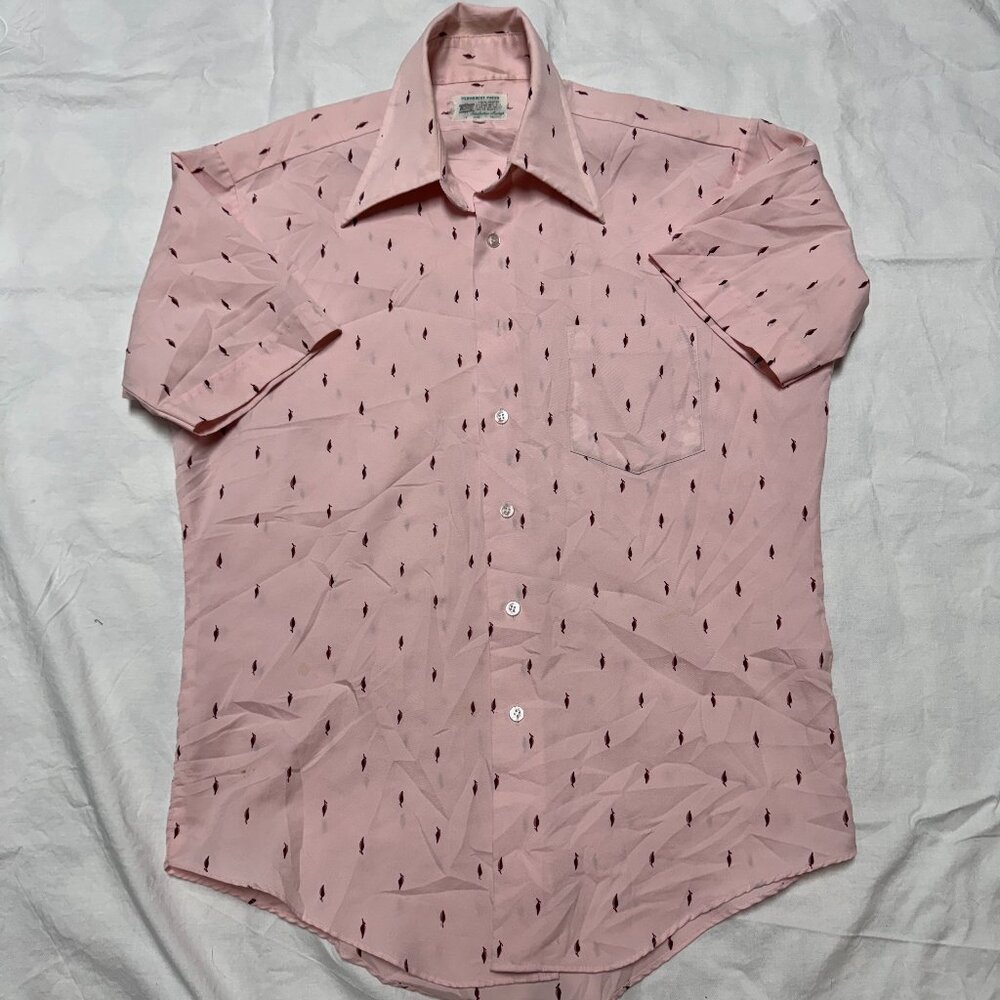 American Vintage Men's Dagger Collar Short Sleeve Button Down, 46 Chest